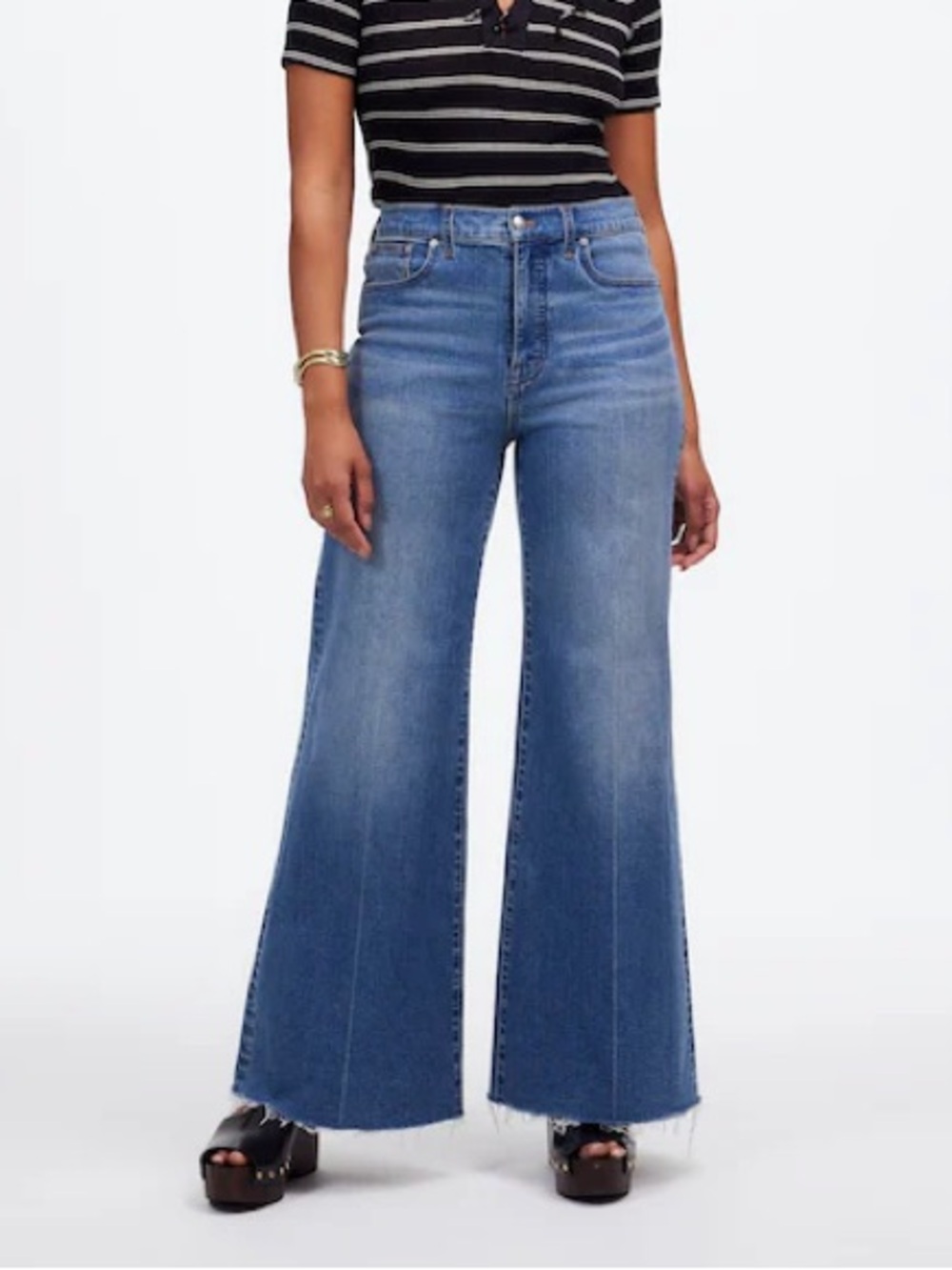 Madewell Curvy Flared Wide-Leg Jeans — Short